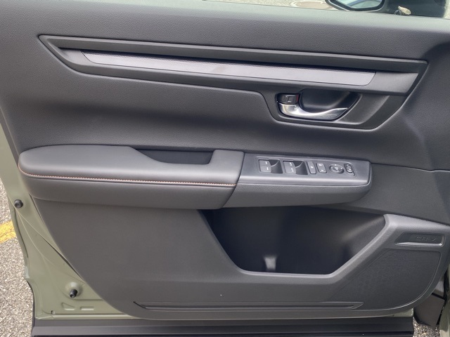 new 2026 Honda CR-V Hybrid car, priced at $38,670