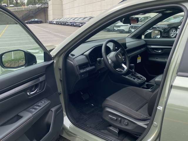 new 2026 Honda CR-V Hybrid car, priced at $38,670