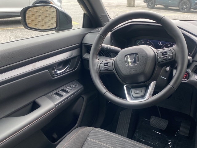 new 2026 Honda CR-V Hybrid car, priced at $38,670