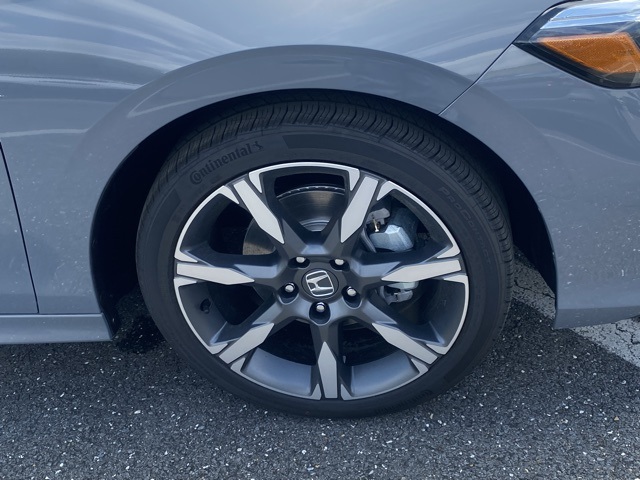 new 2026 Honda Civic Hybrid car, priced at $33,900