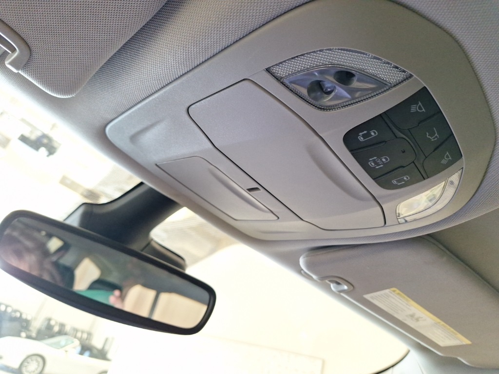 used 2024 Chrysler Pacifica car, priced at $33,000
