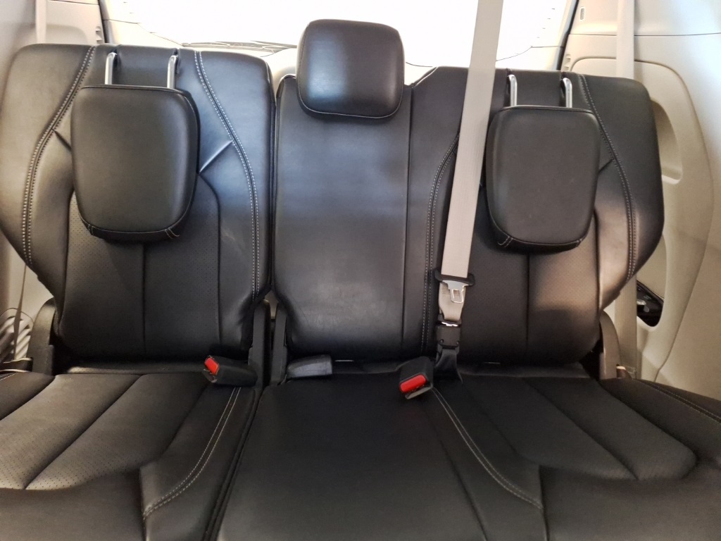 used 2024 Chrysler Pacifica car, priced at $33,000