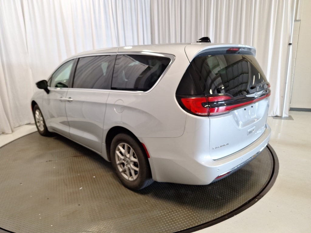 used 2024 Chrysler Pacifica car, priced at $33,000