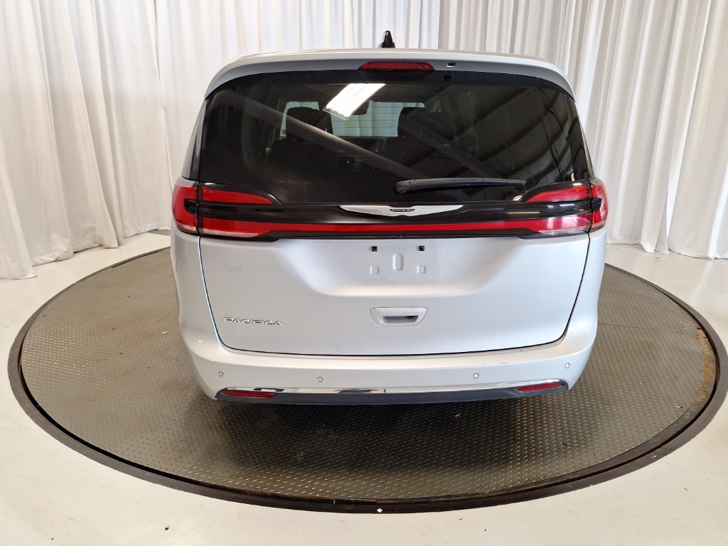 used 2024 Chrysler Pacifica car, priced at $33,000