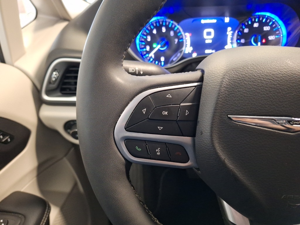 used 2024 Chrysler Pacifica car, priced at $33,000