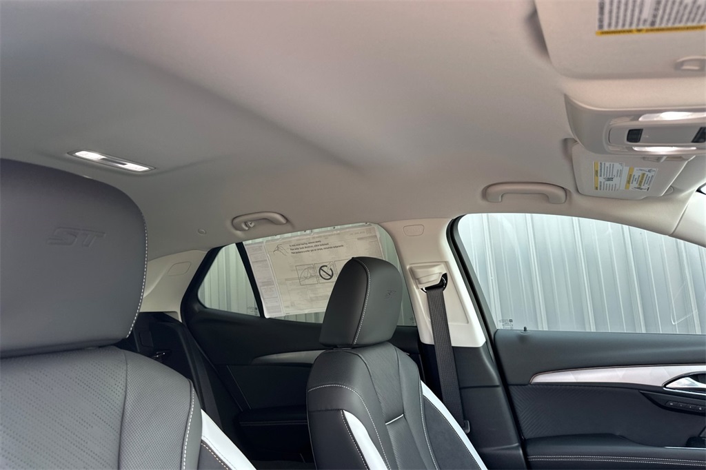 new 2025 Buick Envision car, priced at $42,240