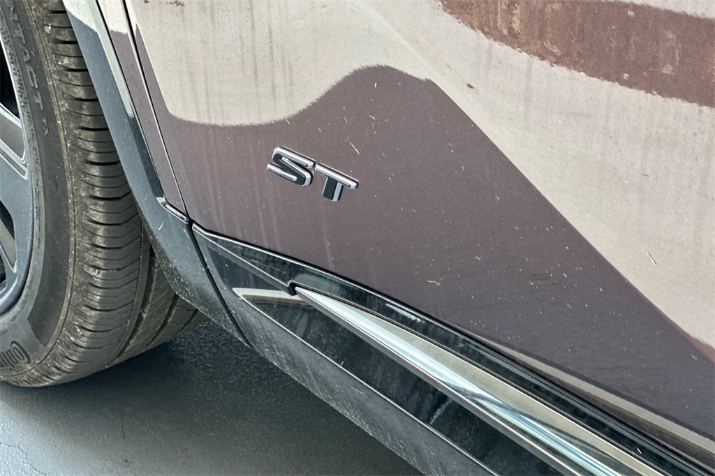 new 2025 Buick Envision car, priced at $42,240