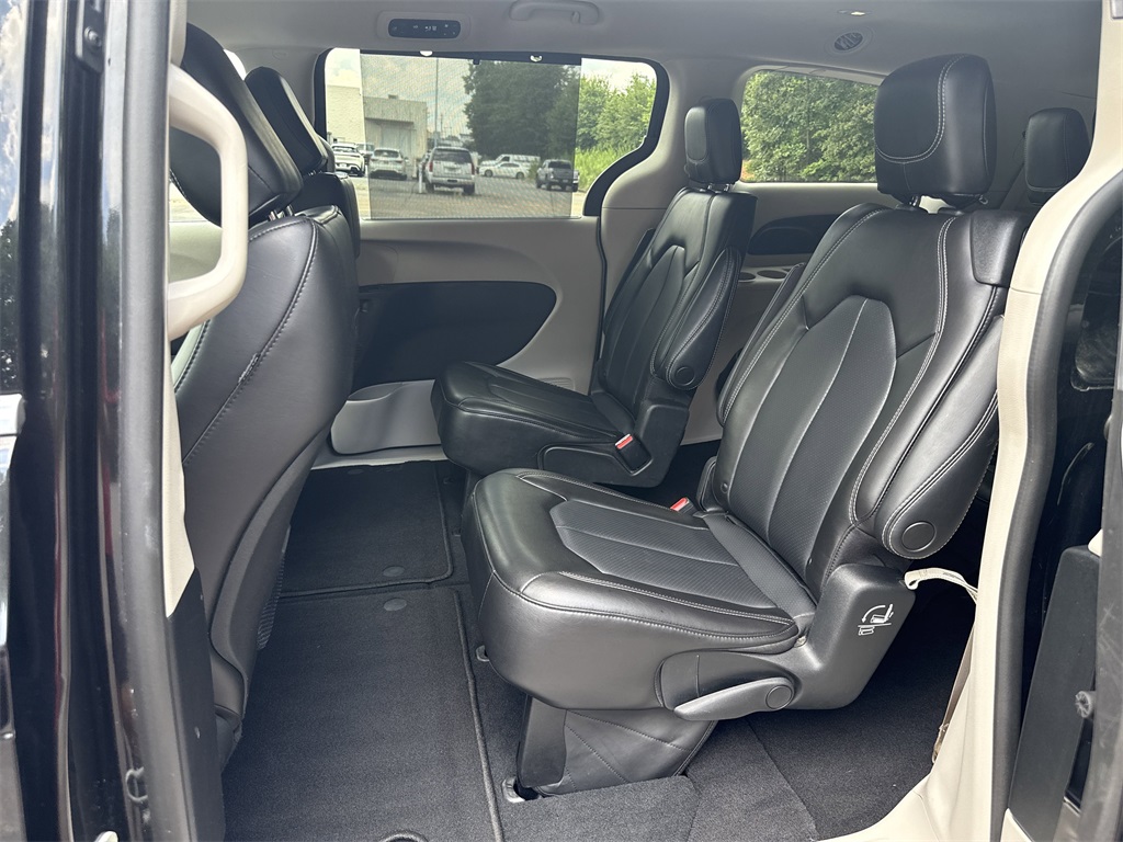 used 2023 Chrysler Pacifica car, priced at $20,950