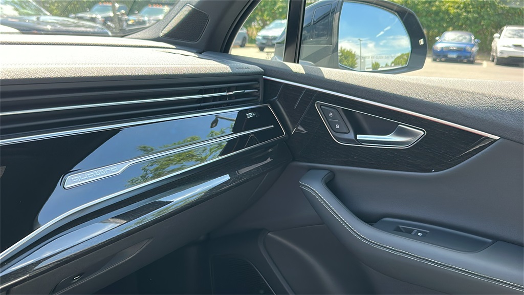 used 2025 Audi Q7 car, priced at $64,998