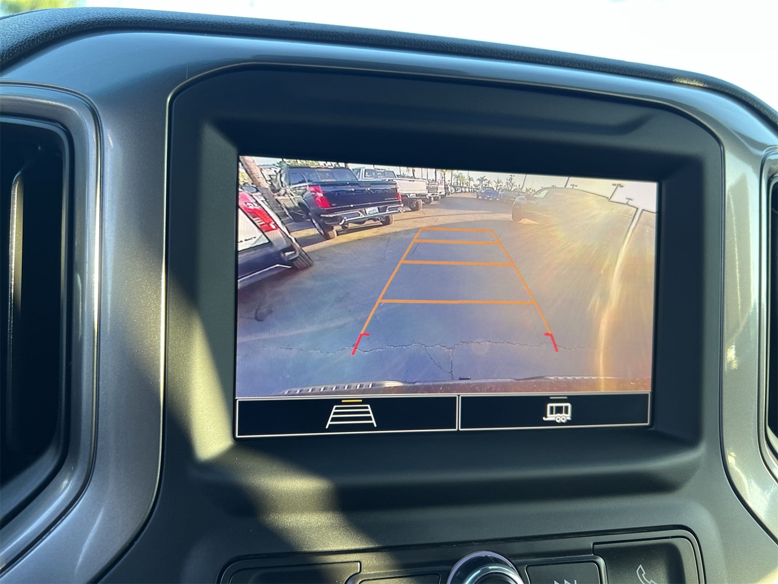 used 2025 Chevrolet Silverado 1500 car, priced at $32,999