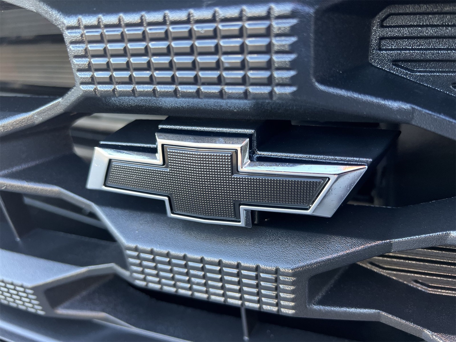 used 2025 Chevrolet Silverado 1500 car, priced at $32,999