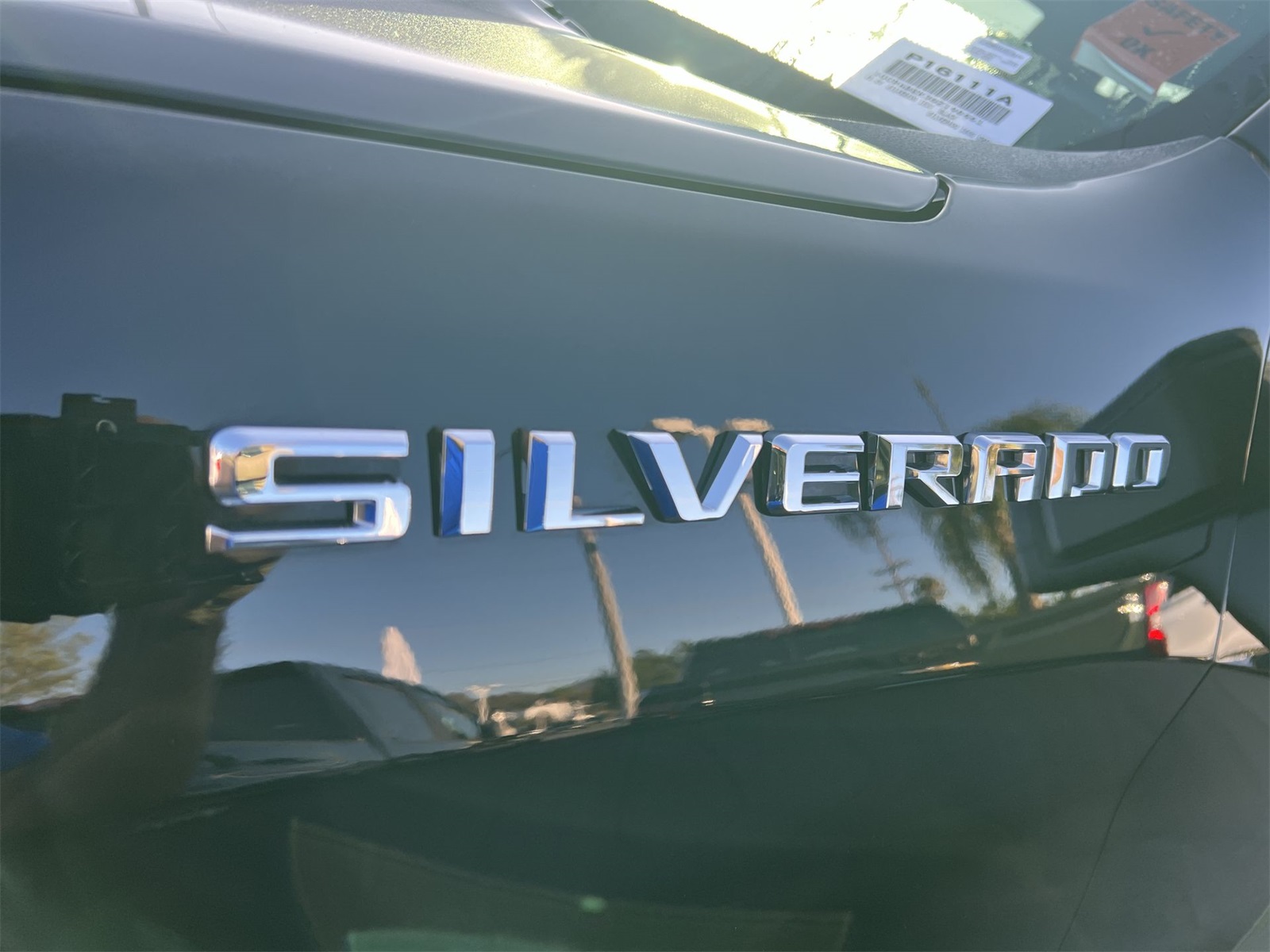 used 2025 Chevrolet Silverado 1500 car, priced at $32,999