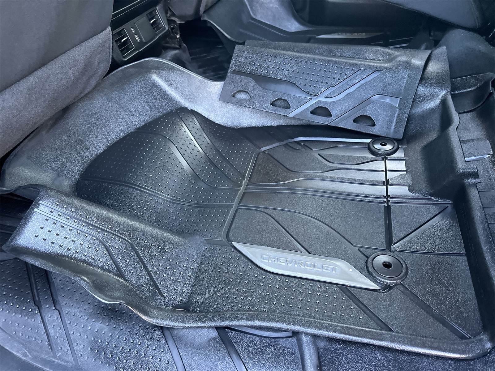 used 2025 Chevrolet Silverado 1500 car, priced at $32,999