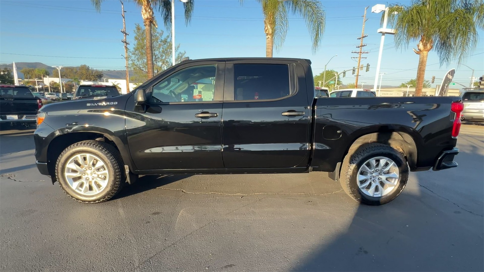used 2025 Chevrolet Silverado 1500 car, priced at $32,999