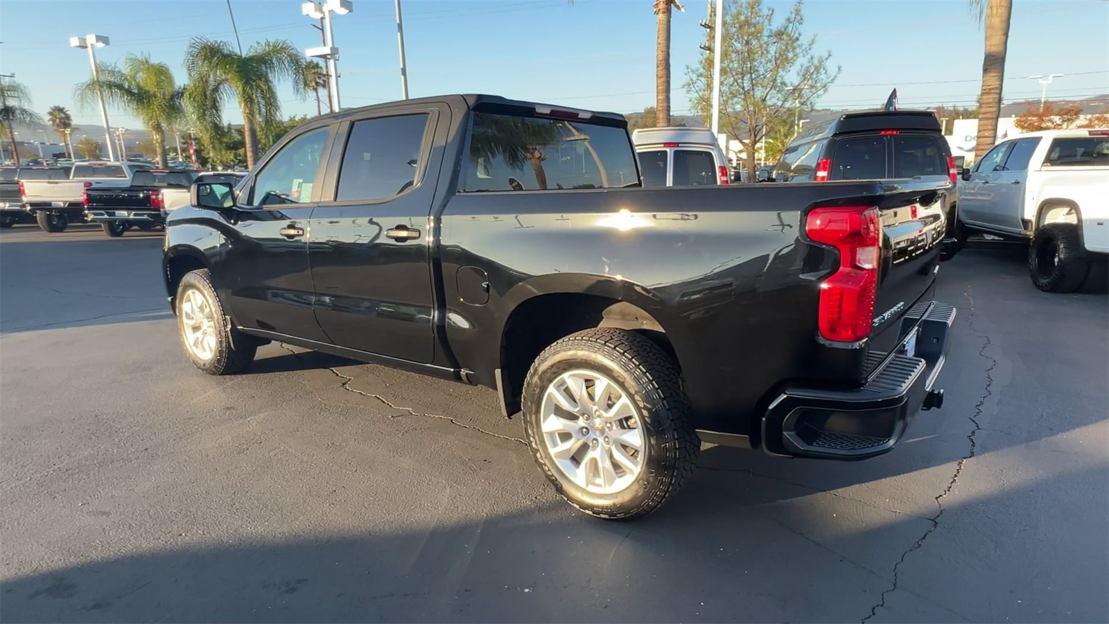 used 2025 Chevrolet Silverado 1500 car, priced at $32,999