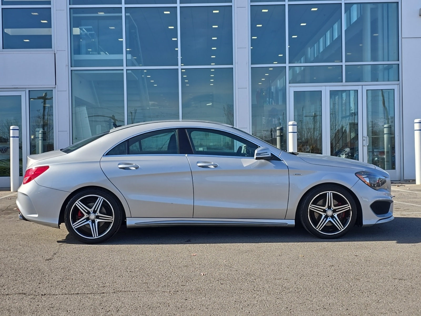 used 2014 Mercedes-Benz CLA car, priced at $11,000
