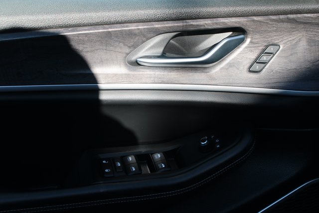 used 2022 Jeep Grand Cherokee car, priced at $25,000