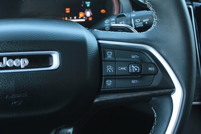 used 2022 Jeep Grand Cherokee car, priced at $25,000