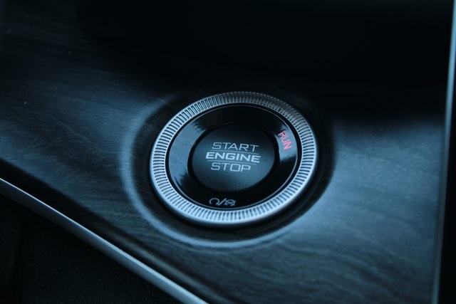 used 2022 Jeep Grand Cherokee car, priced at $25,000