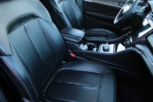 used 2022 Jeep Grand Cherokee car, priced at $25,000