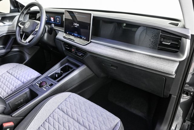 new 2025 Volkswagen Tiguan car, priced at $32,801