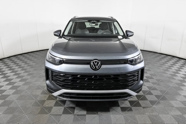 new 2025 Volkswagen Tiguan car, priced at $32,801