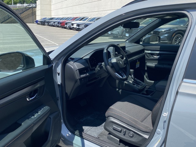 used 2025 Honda CR-V Hybrid car, priced at $37,500