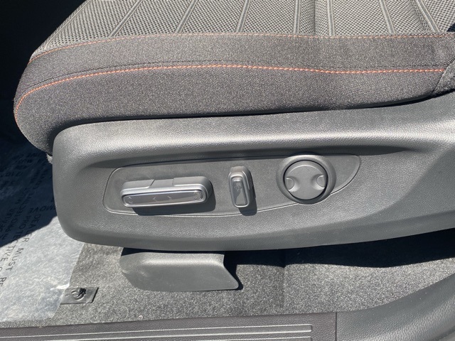 used 2025 Honda CR-V Hybrid car, priced at $37,500