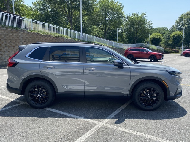 used 2025 Honda CR-V Hybrid car, priced at $37,500