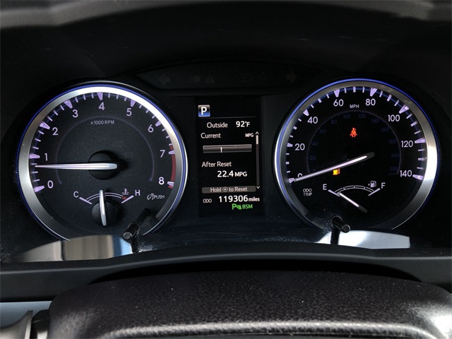 used 2018 Toyota Highlander car, priced at $22,987