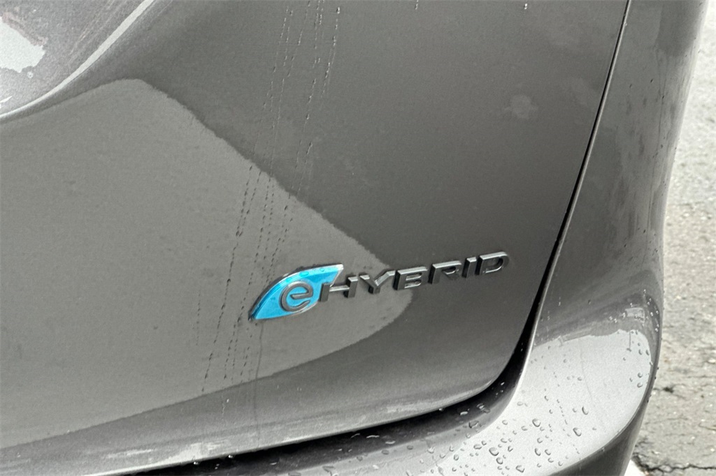 used 2021 Chrysler Pacifica Hybrid car, priced at $29,925