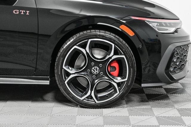 new 2025 Volkswagen Golf GTI car, priced at $43,905