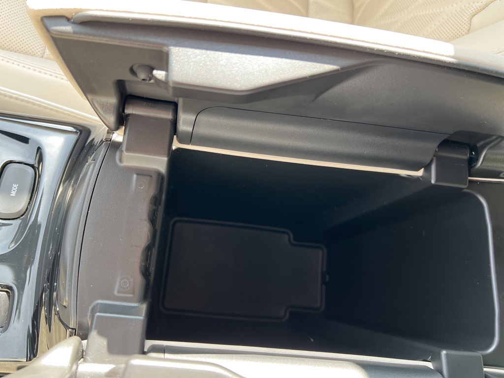 used 2022 Buick Envision car, priced at $29,900