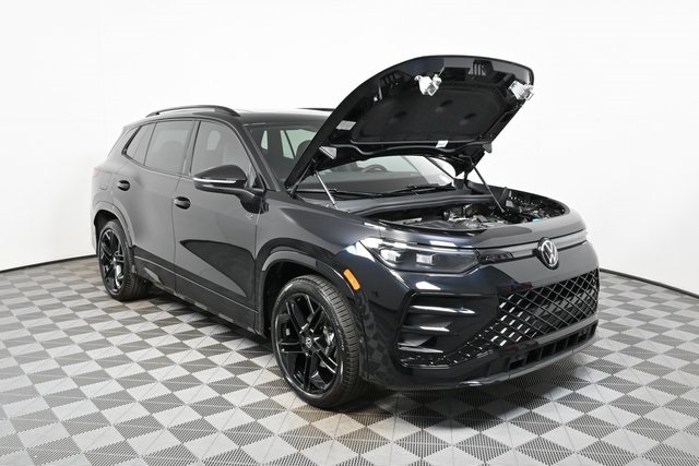 new 2026 Volkswagen Tiguan car, priced at $40,891