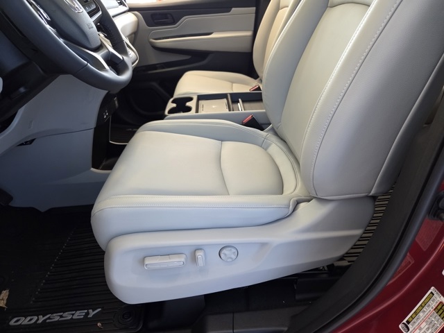 new 2026 Honda Odyssey car, priced at $45,110