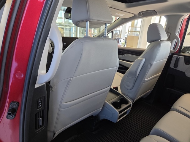 new 2026 Honda Odyssey car, priced at $45,110