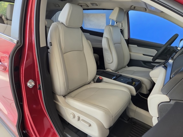 new 2026 Honda Odyssey car, priced at $45,110