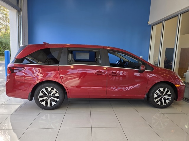 new 2026 Honda Odyssey car, priced at $45,110
