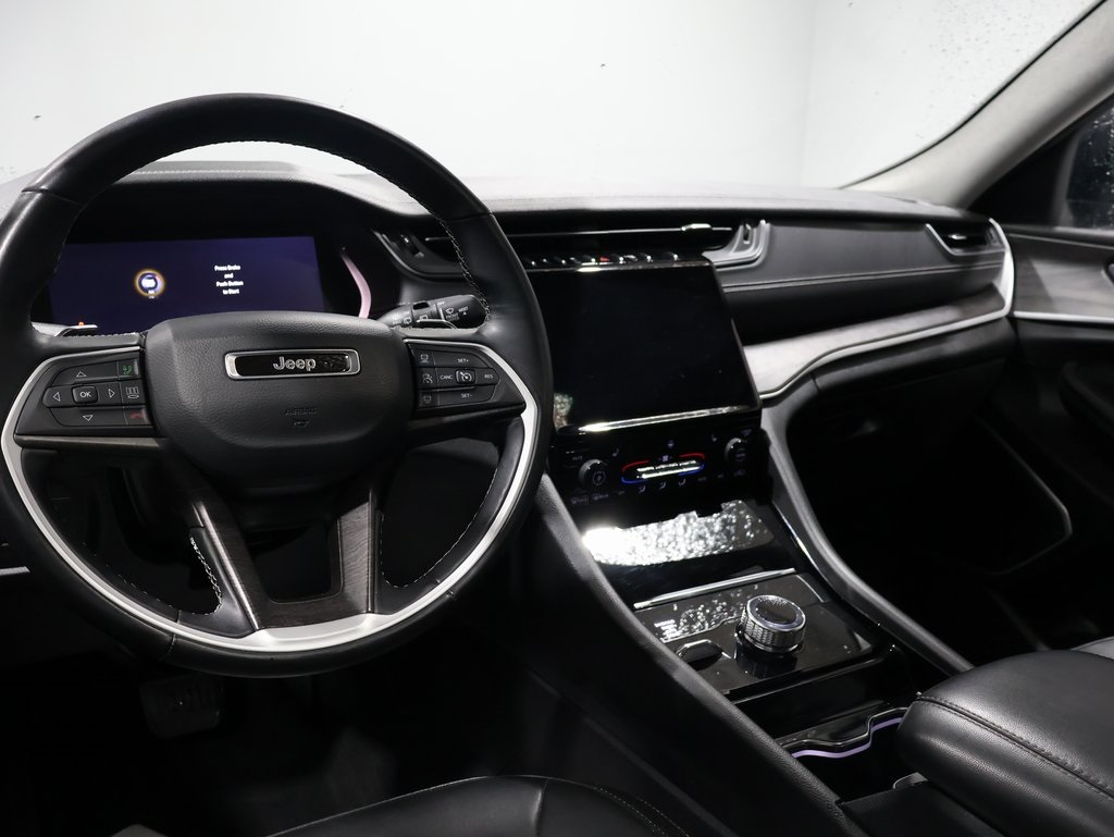 used 2022 Jeep Grand Cherokee car, priced at $27,500