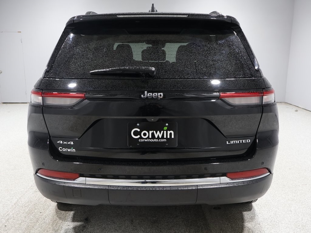 used 2022 Jeep Grand Cherokee car, priced at $27,500