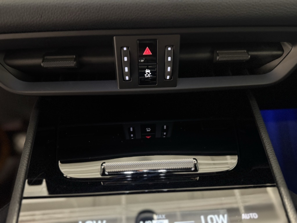 used 2024 Porsche Cayenne Coupe car, priced at $85,000