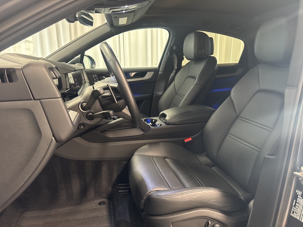 used 2024 Porsche Cayenne Coupe car, priced at $85,000