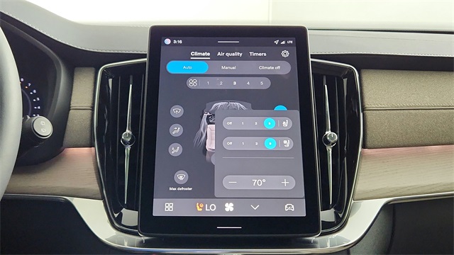 new 2026 Volvo XC90 car, priced at $76,020