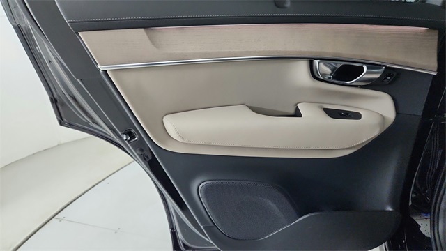 new 2026 Volvo XC90 car, priced at $76,020