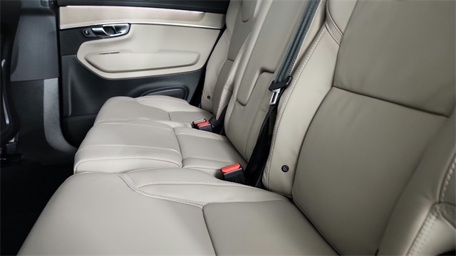 new 2026 Volvo XC90 car, priced at $76,020