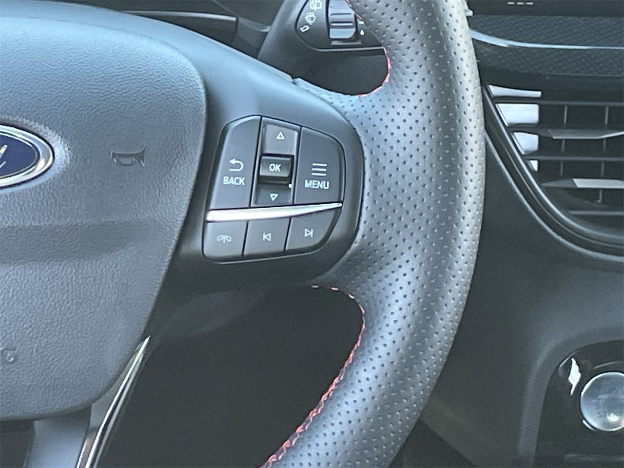 used 2024 Ford Escape Hybrid car, priced at $29,496