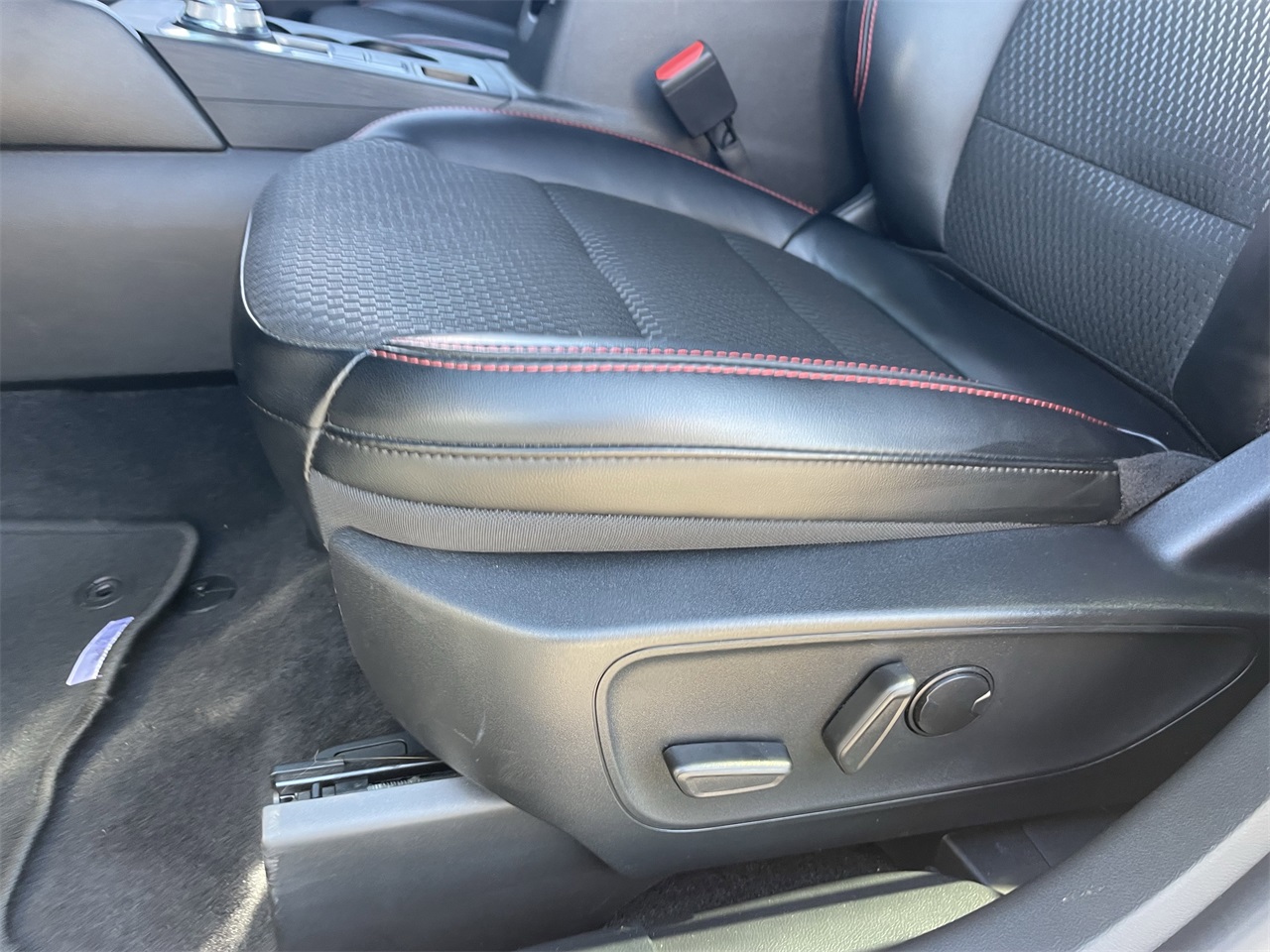 used 2024 Ford Escape Hybrid car, priced at $29,496
