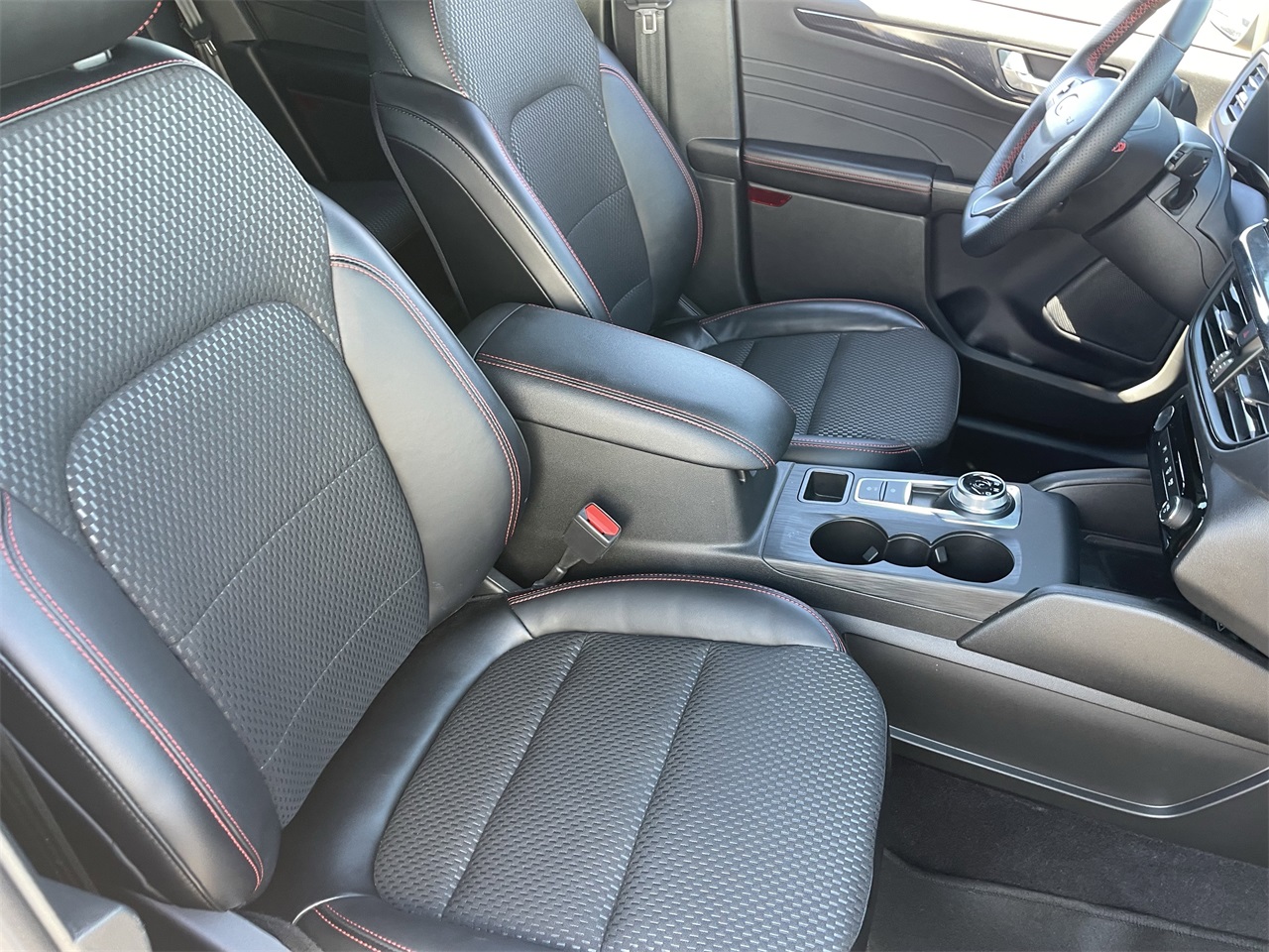 used 2024 Ford Escape Hybrid car, priced at $29,496