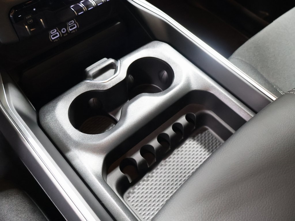 new 2025 Ram 1500 car, priced at $47,923
