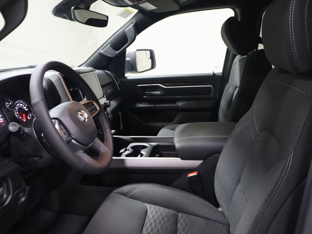 new 2025 Ram 1500 car, priced at $47,923